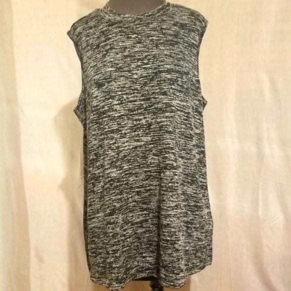 Cato Tops Cato Jm Sportswear Black And White Sleevesless Shirt